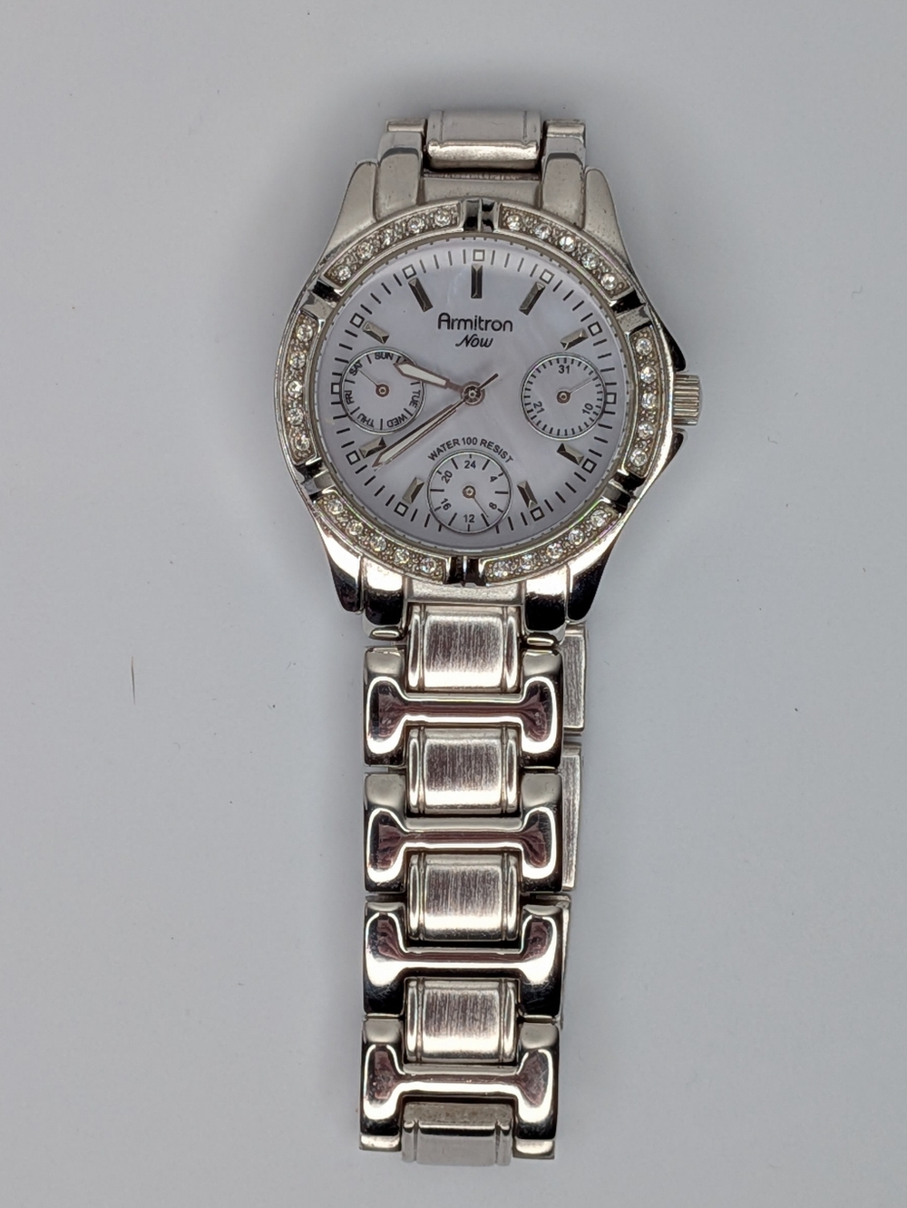 Armitron Now Watch Silver Tone Mother of Pearl Crystal Bezel Water Resistant - Picture 3 of 11